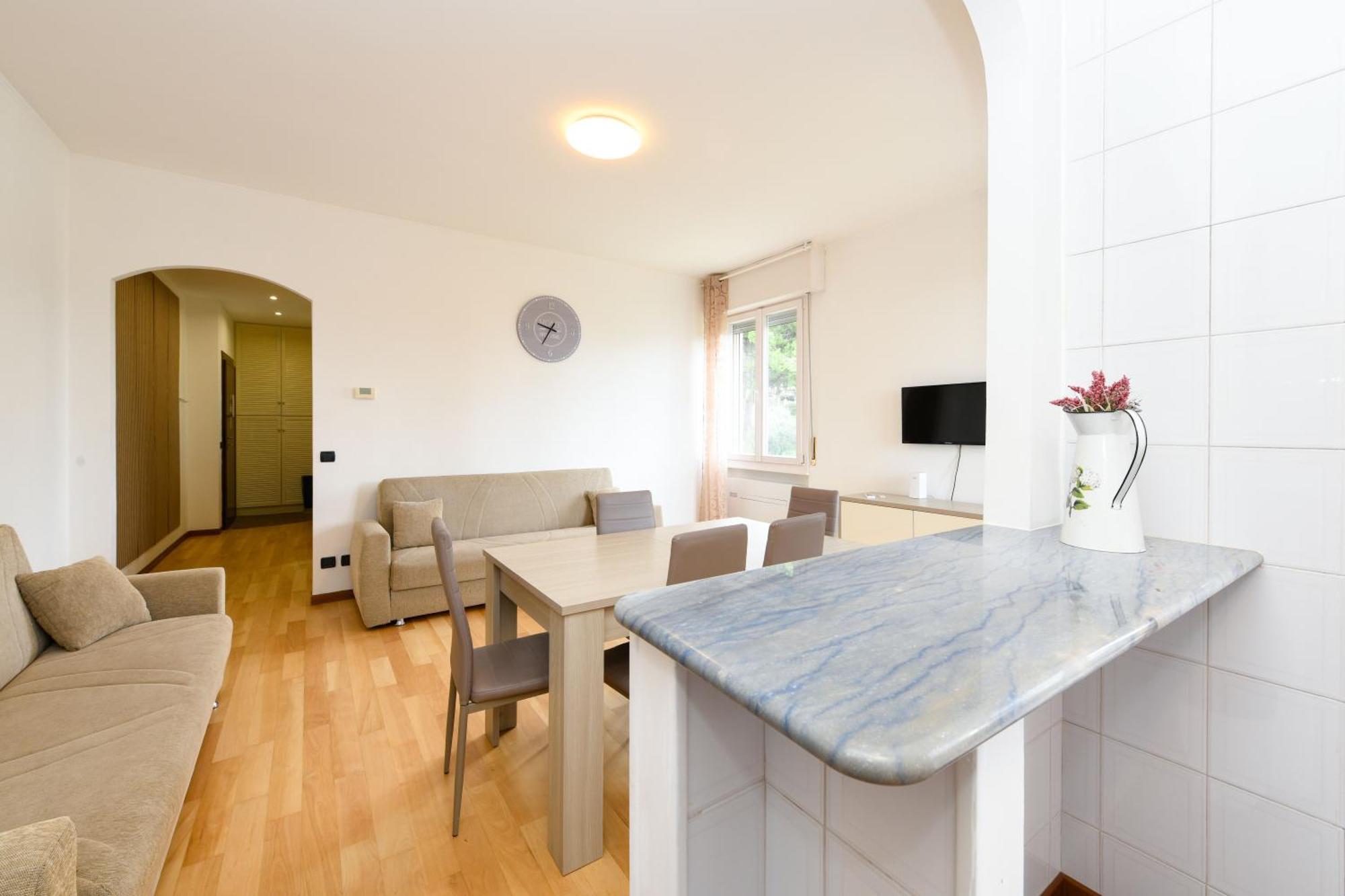 Appartamento Martina Moniga del Garda ภายนอก รูปภาพ